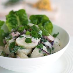 Салат из картофеля и сельди