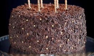 Рецепт ароматного шоколадного торта на 8 марта