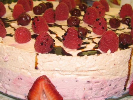 Рецепт  торта "Наслаждение" на 8 марта