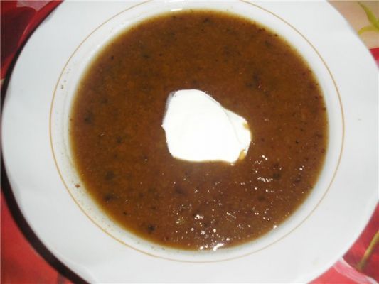 Хлебный суп из сухофруктов со сметаной